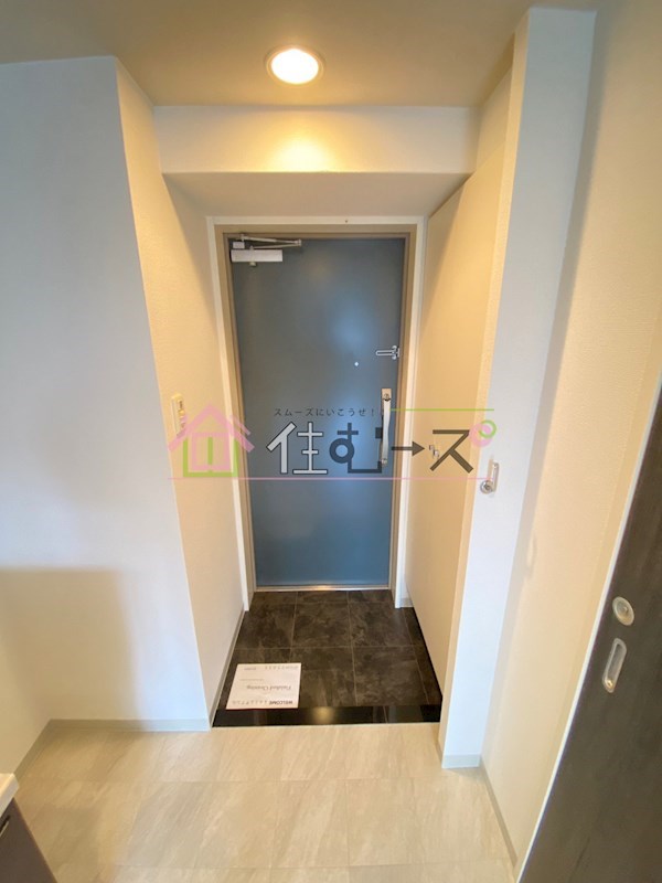 レオンコンフォート難波西 玄関