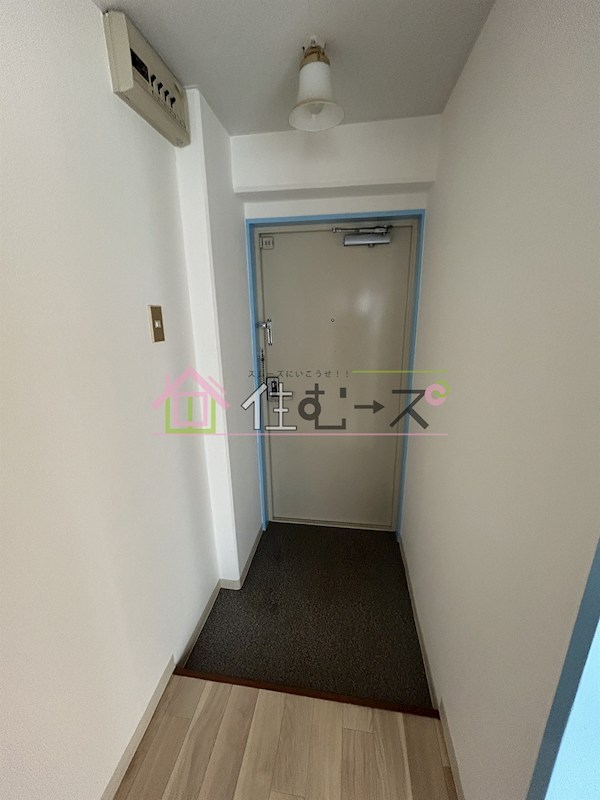 ドムール大倉 玄関