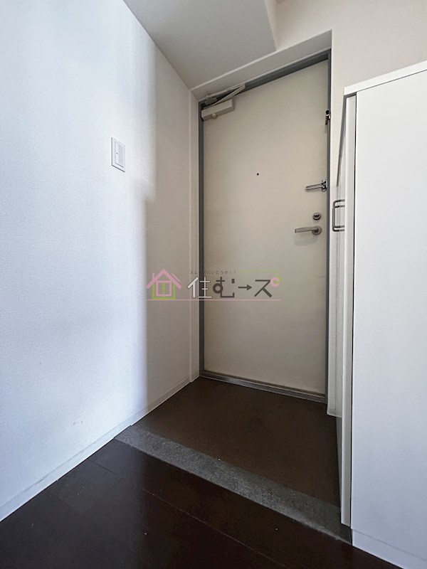 ラパンジール四天王寺東 玄関