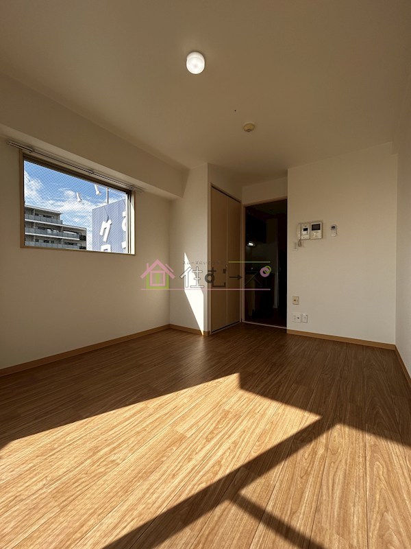 S・Eファースト リビング