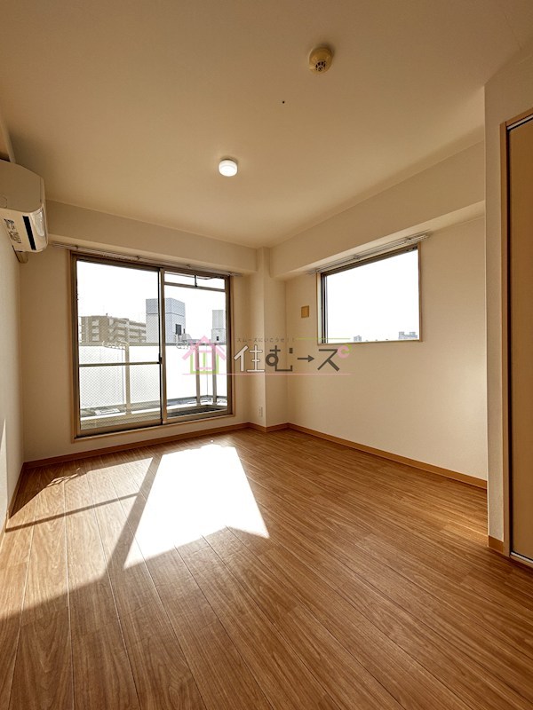 S・Eファースト ベッドルーム