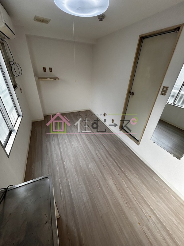 CoCoメゾン西田辺 リビング