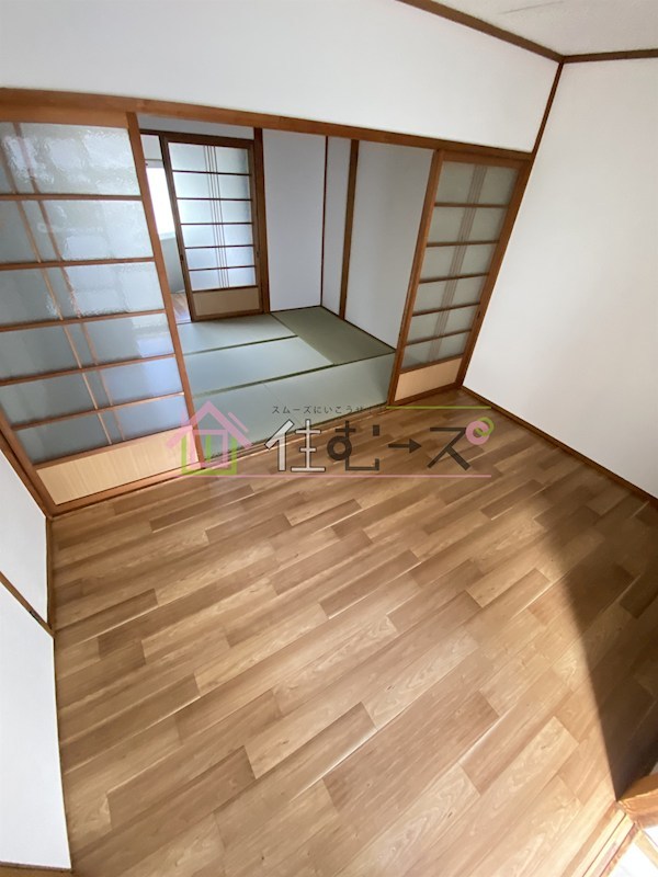 旭区貸家 リビング