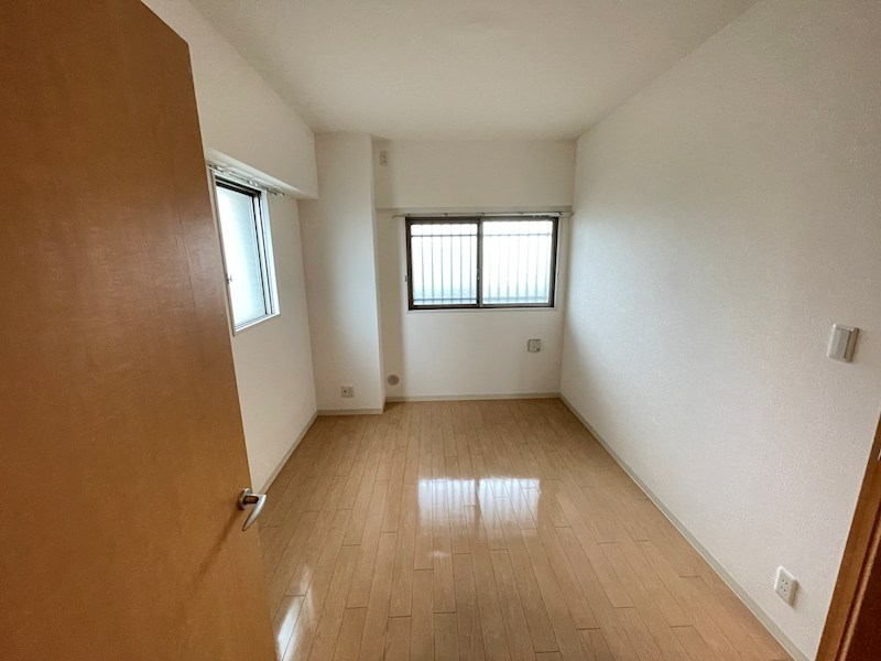 K FLAT ベッドルーム