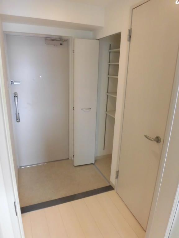 セリーゼ ウエスト 玄関