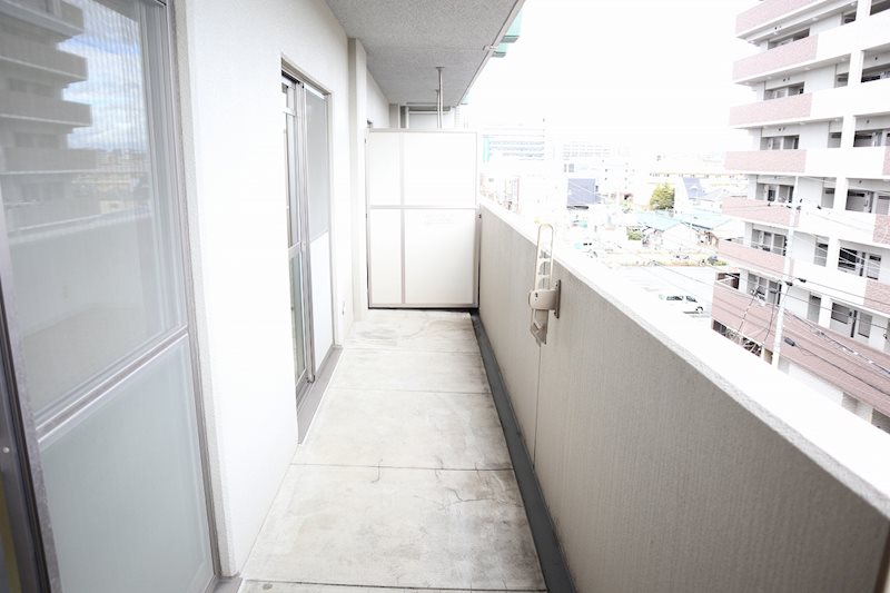 ﾒｿﾞﾝﾌﾟﾁﾁｪﾘｰ ベランダ