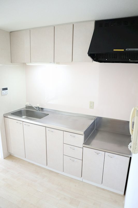 ﾒｿﾞﾝﾌﾟﾁﾁｪﾘｰ キッチン