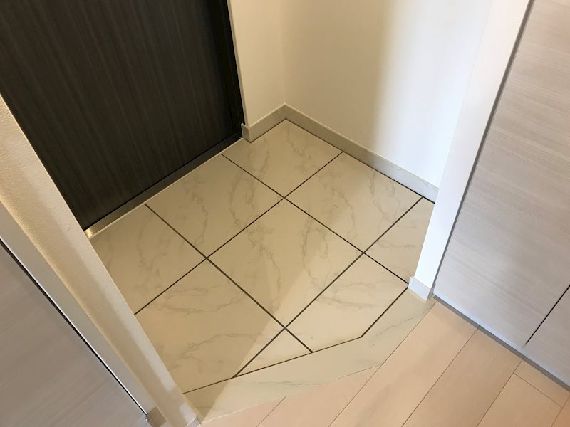 Fujiman北梅田 玄関