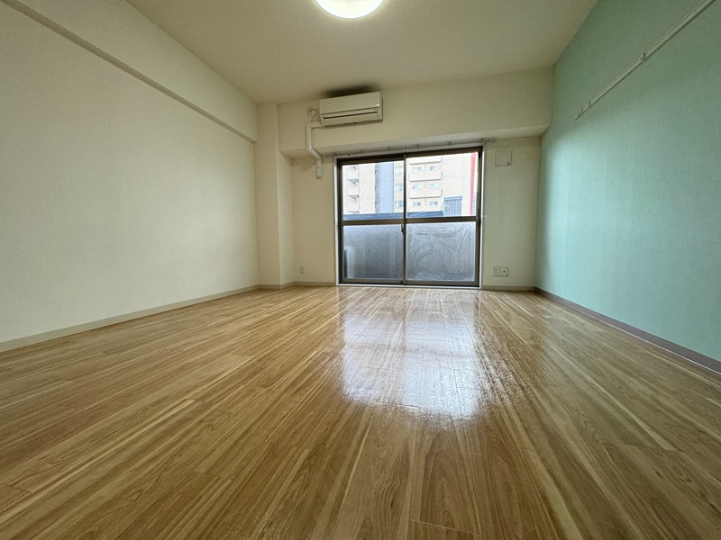 Y&amp;rsquo;z Lucao ベッドルーム