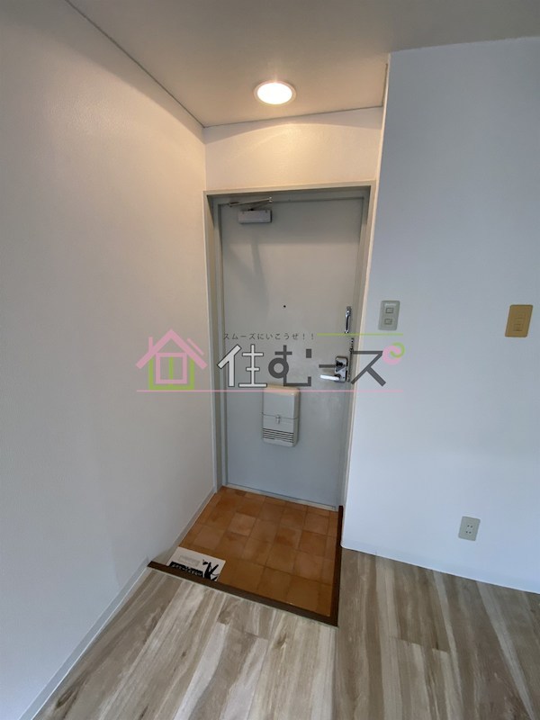 ミキモトビル 玄関