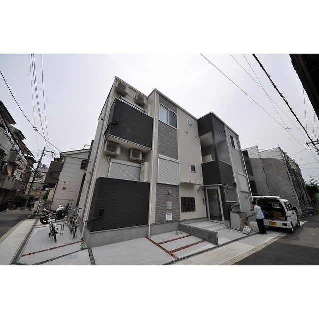 リブフラット元町 外観