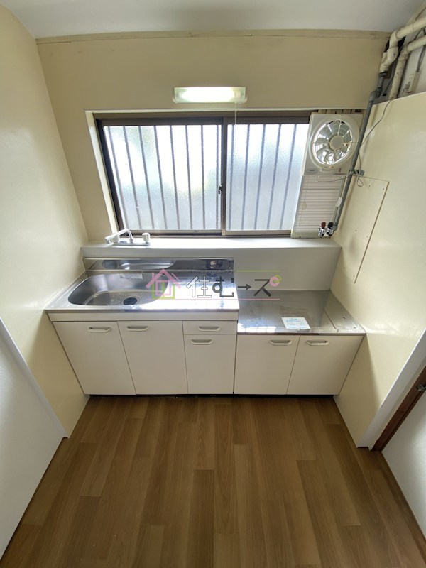 太子橋2連棟貸家　左から3つ目  キッチン