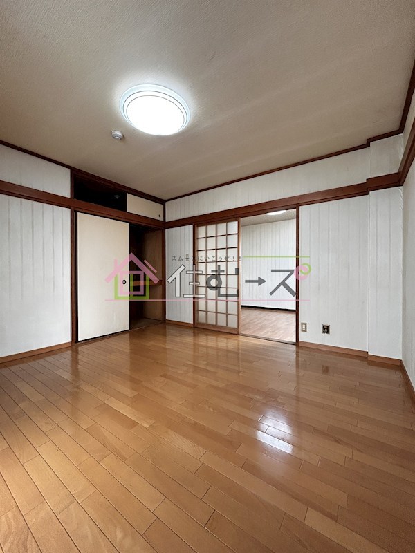 徳映ハイツ リビング