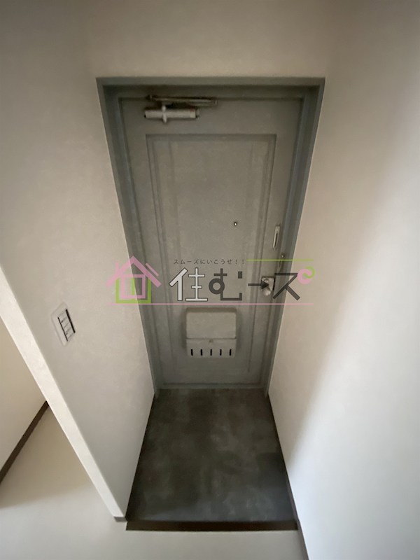 第二松山ハイツ 玄関