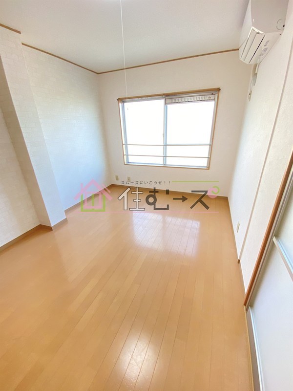 第二松山ハイツ ベッドルーム