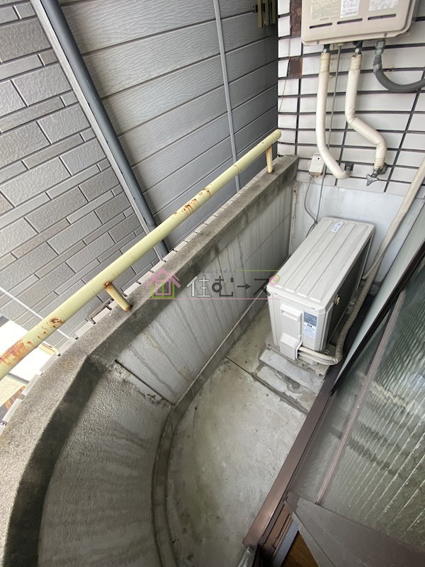 ビッグバーンズマンション高殿 ベランダ