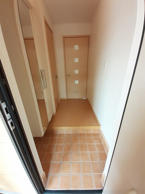 ソルシェ－ル熊取　Ⅲ番館 玄関