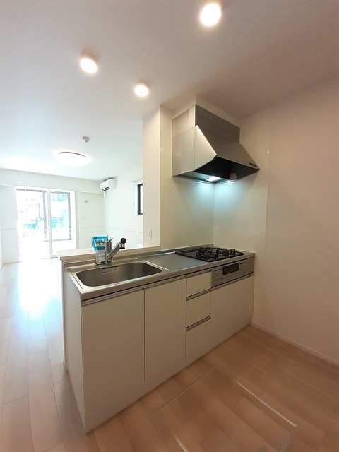 メゾン　プリュネ キッチン