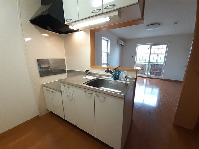 リブ・シンヴィレッジⅣ キッチン