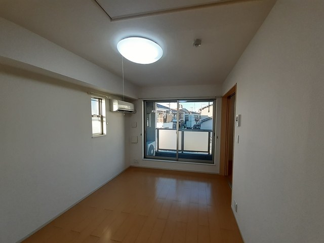 ボンヌ・シャンス リビング