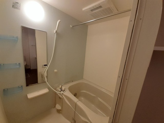 ボンヌ・シャンス 風呂画像