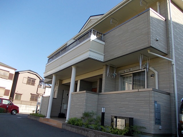 クレセント茨木Ⅱ 外観