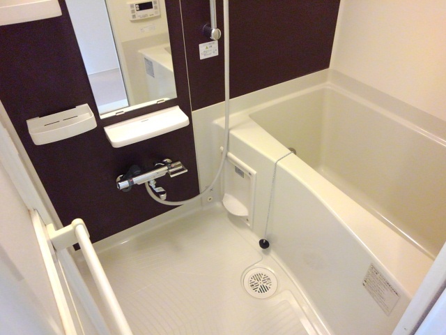 ルル　オブ　アワジプログレッソ 風呂画像