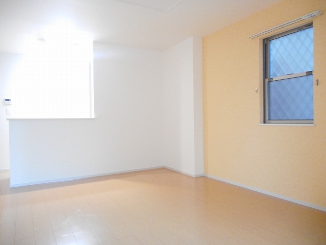 フィデール・セブン リビング