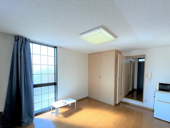 レオパレス二色の浜Ａ リビング