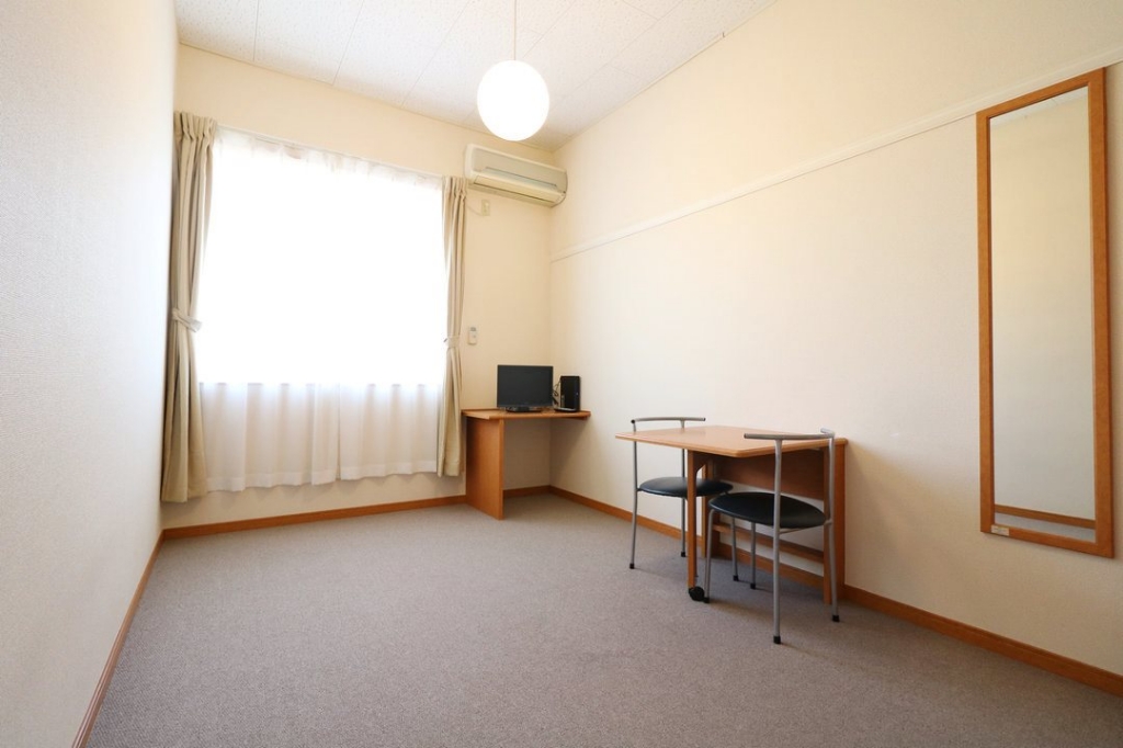 レオパレスＡＩＫＡＷＡ その他6