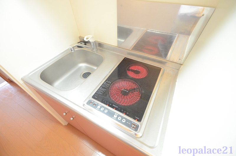 レオパレスネオフォレスト キッチン