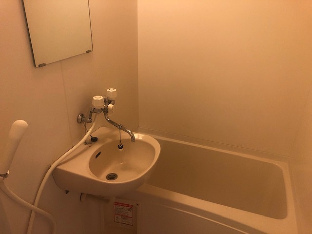 レオパレスマ・メゾン 風呂画像