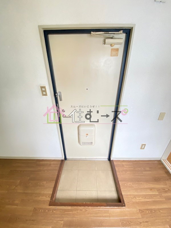 マリンパレス 玄関