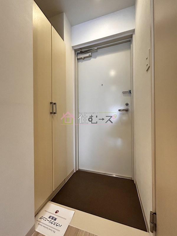 ブラン靭公園 玄関