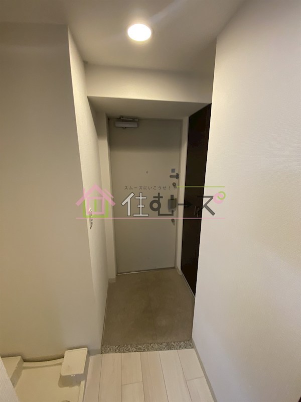 エステムコート難波IVアトリ 玄関