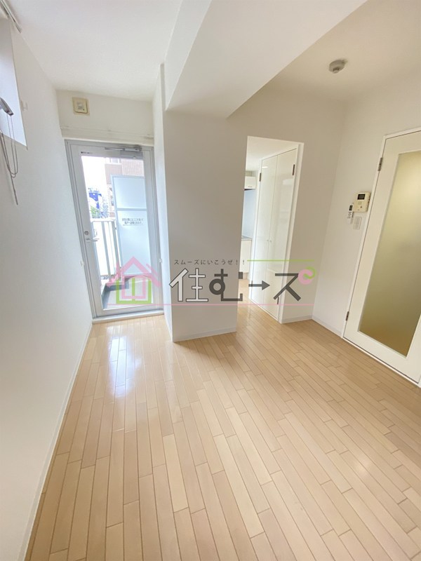 CHATEAU NAMBA RIPPLE リビング