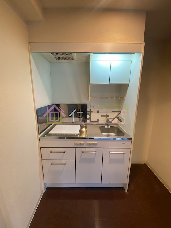 セレニテ天六 キッチン