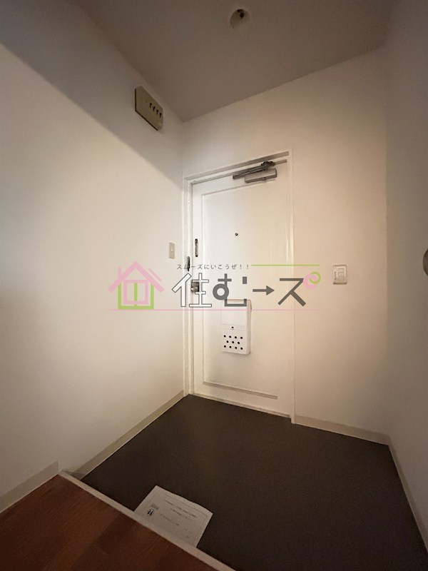 平和相互ビル北堀江 玄関