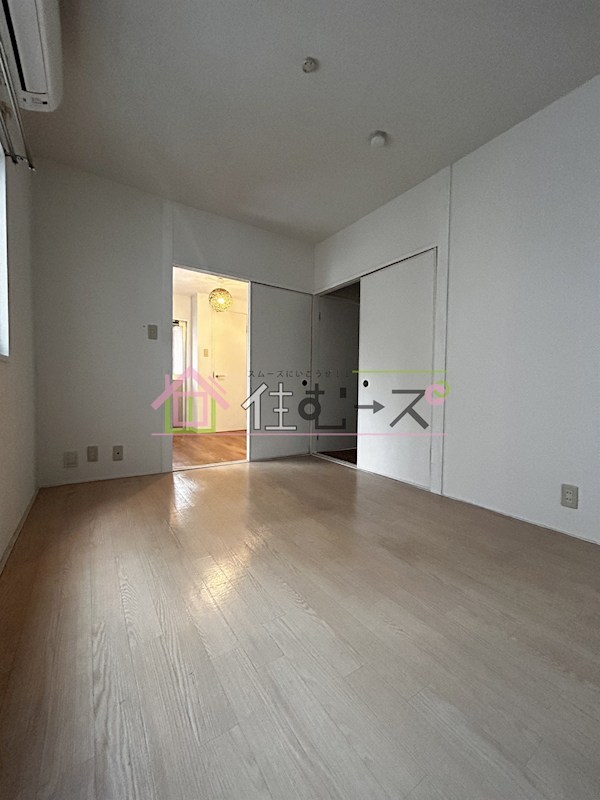 平和相互ビル北堀江 リビング