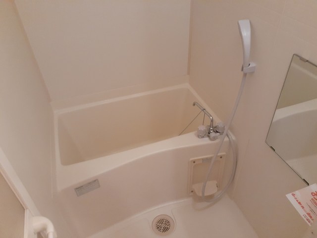 アヴァンリヴィエール 風呂画像