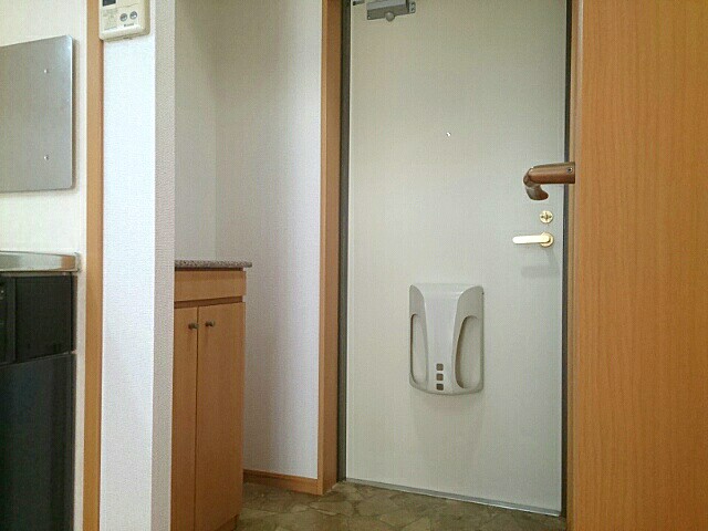 プラウドコート 玄関