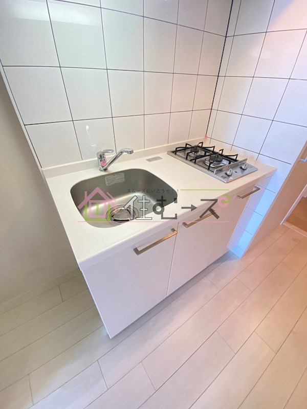 エスリード難波レジデンス キッチン