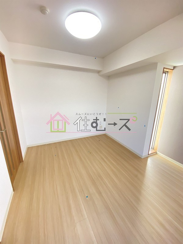 Uresidence新大阪 リビング