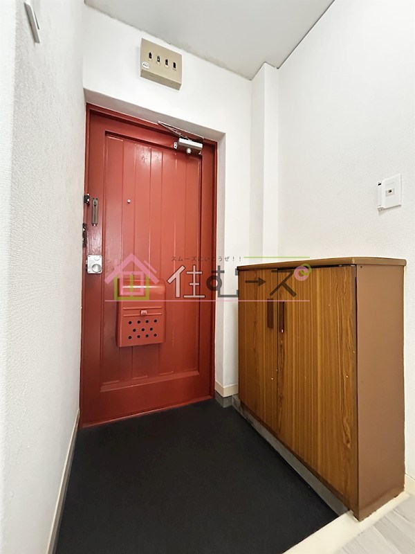 ハイツエルソール 玄関