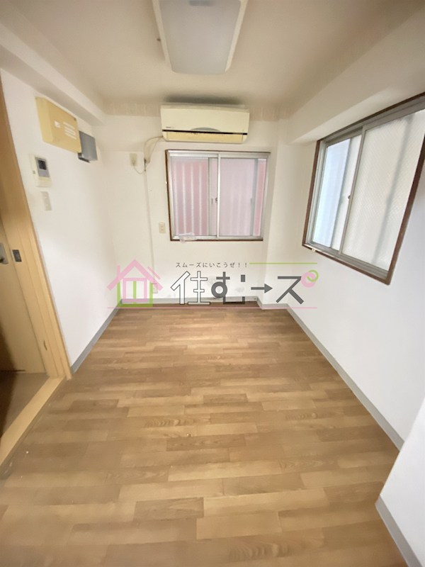 新大阪サンマンション2号館 ベッドルーム