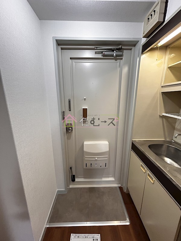 ローズハイツ 玄関