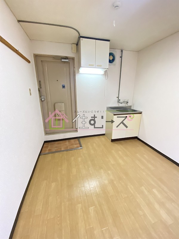 新大阪サンマンション1号館 リビング