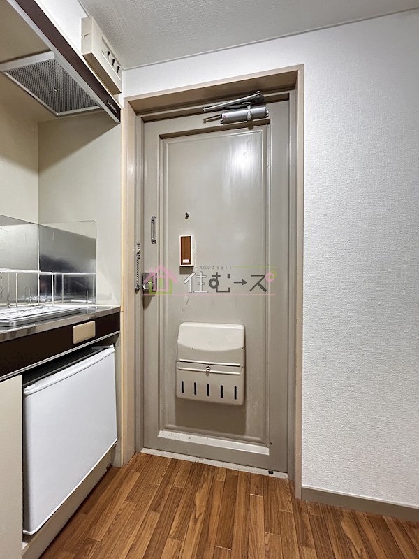 ローズハイツ 玄関