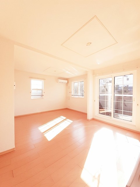 ユニゾン リビング