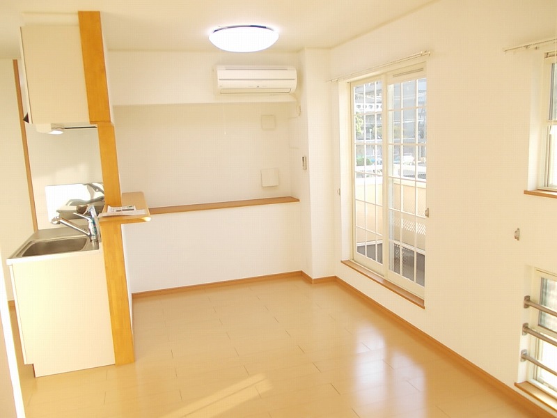 メゾン　ソレイユ リビング